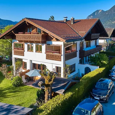 In Mit Grossem Balkon By Interhome